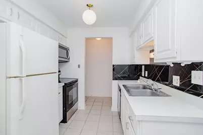 6135 W 94th Street #B1, Oak Lawn, IL 60453 - Photo 3