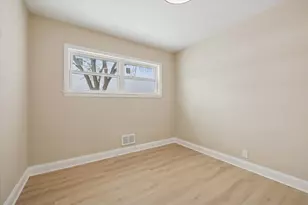 519 N Forest Ave, Mount Prospect, IL 60056 - Photo 11