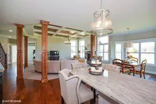 564 Quail St, North Aurora, IL 60542 - Photo 7