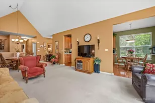 4093 Pheasant Ct, Saint Charles, IL 60174 - Photo 11
