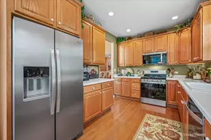 4093 Pheasant Ct, Saint Charles, IL 60174 - Photo 13