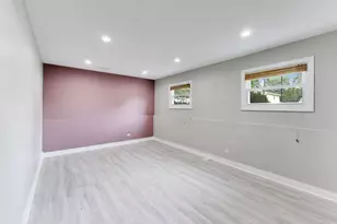 21W579 Kensington Rd, Glen Ellyn, IL 60137 - Photo 13