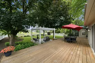 1907 Jeanette Ave, Saint Charles, IL 60174 - Photo 35