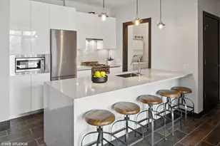 171 N Aberdeen St, Chicago, IL 60607 - Photo 7