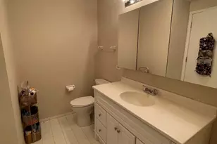 545 N Dearborn St, Chicago, IL 60654 - Photo 9