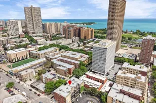 735 W Waveland Ave, Chicago, IL 60613 - Photo 7