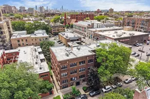 735 W Waveland Ave, Chicago, IL 60613 - Photo 5