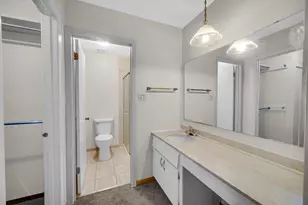 1659 Dover Ct, Wheaton, IL 60189 - Photo 7