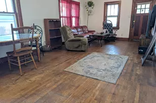 814 W Hamilton St, Freeport, IL 61032 - Photo 5