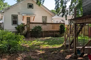 814 W Hamilton St, Freeport, IL 61032 - Photo 13