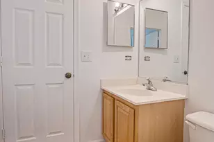 2884 Cedar Glade Dr, Naperville, IL 60564 - Photo 7