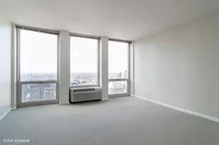 111 E Chestnut St, Chicago, IL 60611 - Photo 7