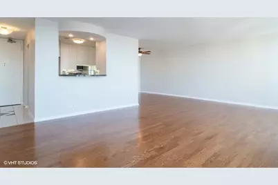 111 E Chestnut Street #52J, Chicago, IL 60611 - Photo 3