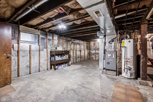 3038 W Diversey Ave, Chicago, IL 60647 - Photo 33