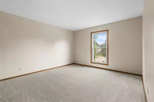 980 Sandalwood Ln, Crystal Lake, IL 60014 - Photo 11