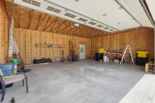 301 N Yates St, Alpha, IL 61413 - Photo 25