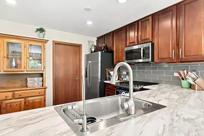 32492 N Rushmore Avenue #0, Lakemoor, IL 60051 - Photo 9