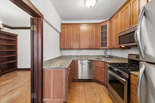 1065 W North Shore Ave, Chicago, IL 60626 - Photo 13