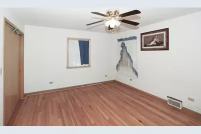 101 N Eastern Avenue, Bartlett, IL 60103 - Photo 15