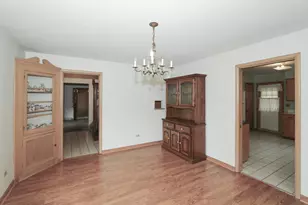 101 N Eastern Ave, Bartlett, IL 60103 - Photo 5
