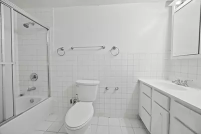 8328 S Essex Avenue, Chicago, IL 60617 - Photo 17