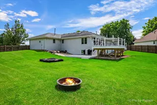 7585 Derby Close, Caledonia, IL 61011 - Photo 35