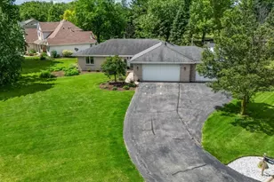 7585 Derby Close, Caledonia, IL 61011 - Photo 45