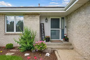 7585 Derby Close, Caledonia, IL 61011 - Photo 5
