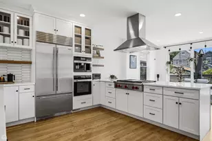2905 N Dawson Ave, Chicago, IL 60618 - Photo 5