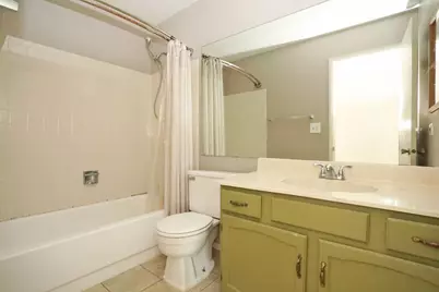 1 Trails Drive #ZI, Schaumburg, IL 60194 - Photo 9