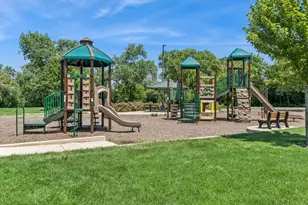9 Morningside Dr, Roselle, IL 60172 - Photo 19