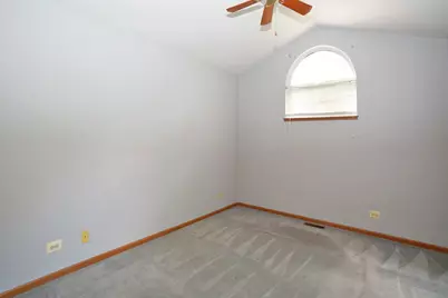 704 Shady Oaks Court, Elgin, IL 60120 - Photo 19