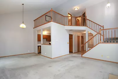 704 Shady Oaks Court, Elgin, IL 60120 - Photo 9