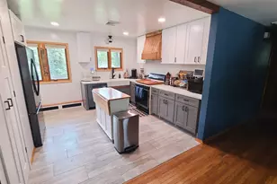 1218 Elm Pl, Dixon, IL 61021 - Photo 3