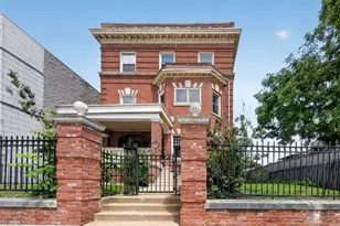4541 S Forrestville Ave, Chicago, IL 60653 - Photo 1