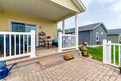 1459 Equestrian Drive, Grayslake, IL 60030 - Photo 29