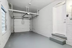 7087 N McAlpin Ave, Chicago, IL 60646 - Photo 21