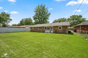 292 Ashley Dr, Bourbonnais, IL 60914 - Photo 25