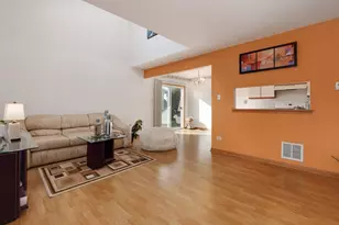 7420 Maple Dr, Justice, IL 60458 - Photo 5