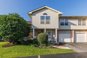 7420 Maple Dr, Justice, IL 60458 - Photo 3