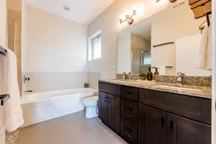 1816 N California Ave, Chicago, IL 60647 - Photo 15