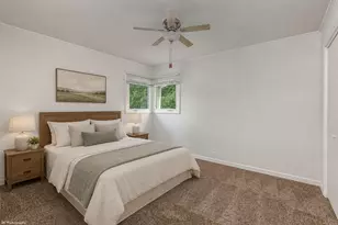 560 Lakewood Blvd, Park Forest, IL 60466 - Photo 9