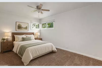 560 Lakewood Boulevard, Park Forest, IL 60466 - Photo 11