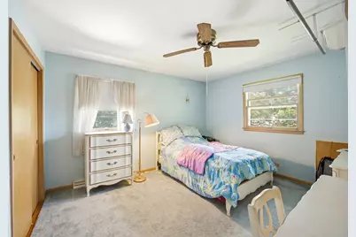 349 Elk Boulevard, Des Plaines, IL 60016 - Photo 9
