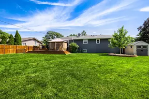 1662 Kimberly Ave, Elgin, IL 60123 - Photo 27