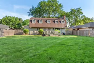 1131 Laureli Cir, Naperville, IL 60540 - Photo 29