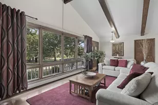 2824 Red Barn Rd, Crystal Lake, IL 60012 - Photo 5
