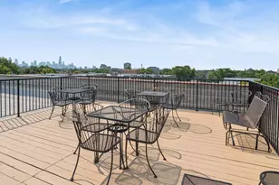 1740 N Maplewood Ave, Chicago, IL 60647 - Photo 19