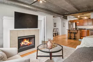 1740 N Maplewood Ave, Chicago, IL 60647 - Photo 5