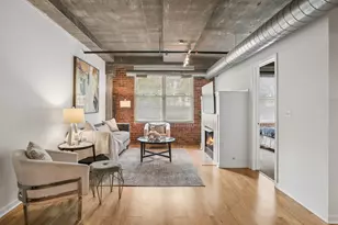 1740 N Maplewood Ave, Chicago, IL 60647 - Photo 3